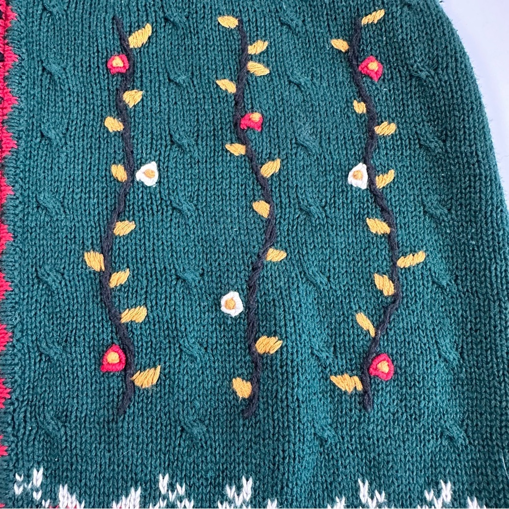 Vintage Croft & Barrow Embroidered Holiday Sweater Vest M Pine Green Zip Front - Picture 5 of 9